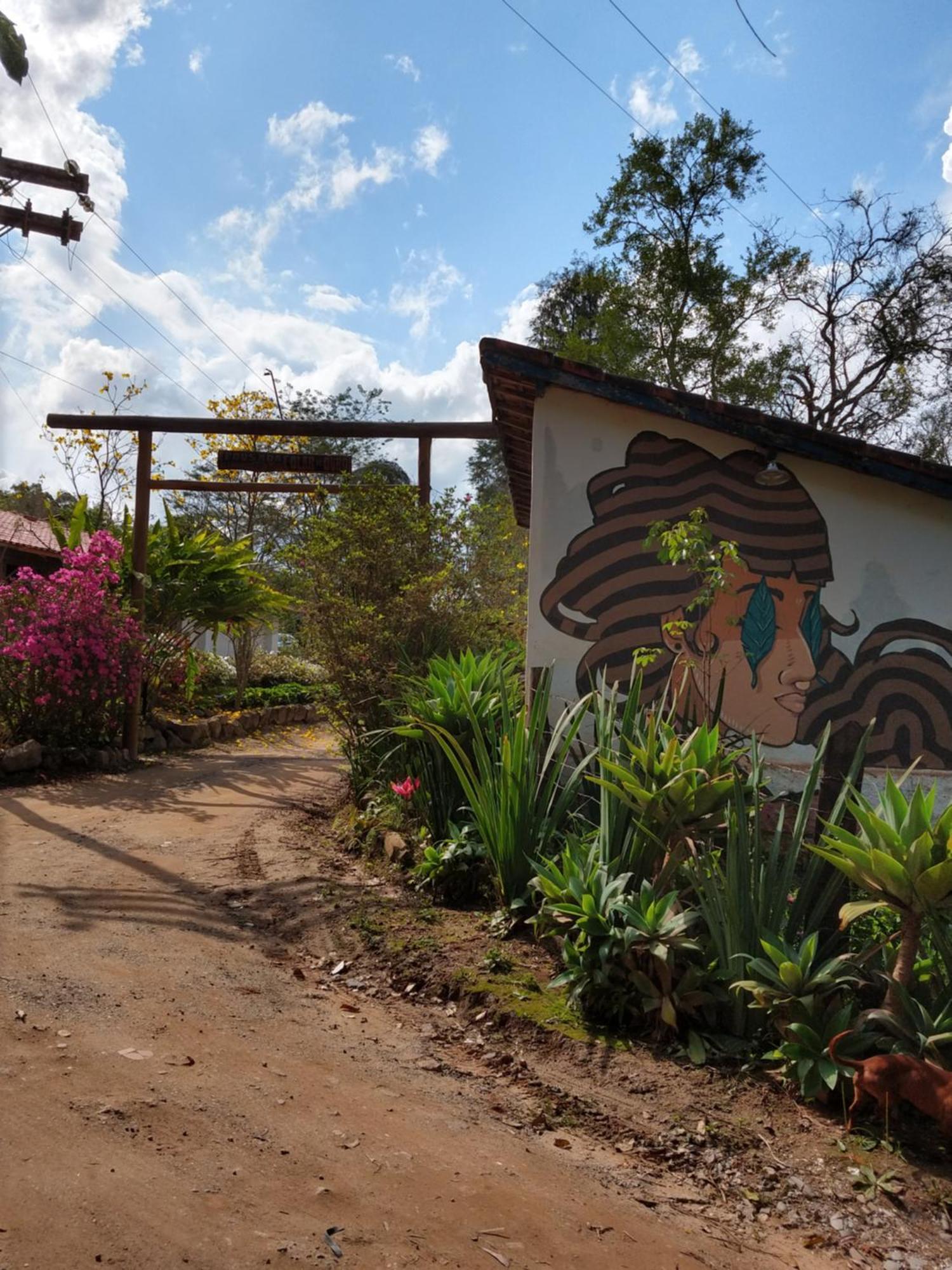 Pousada Colar De Ouro Chales Cunha Exteriér fotografie